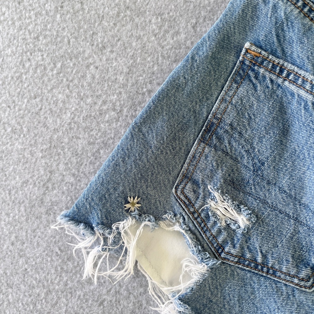 American Eagle Shorts Womens 2 Blue Cutoffs Mom Distressed Ripped Denim - Picture 7 of 11